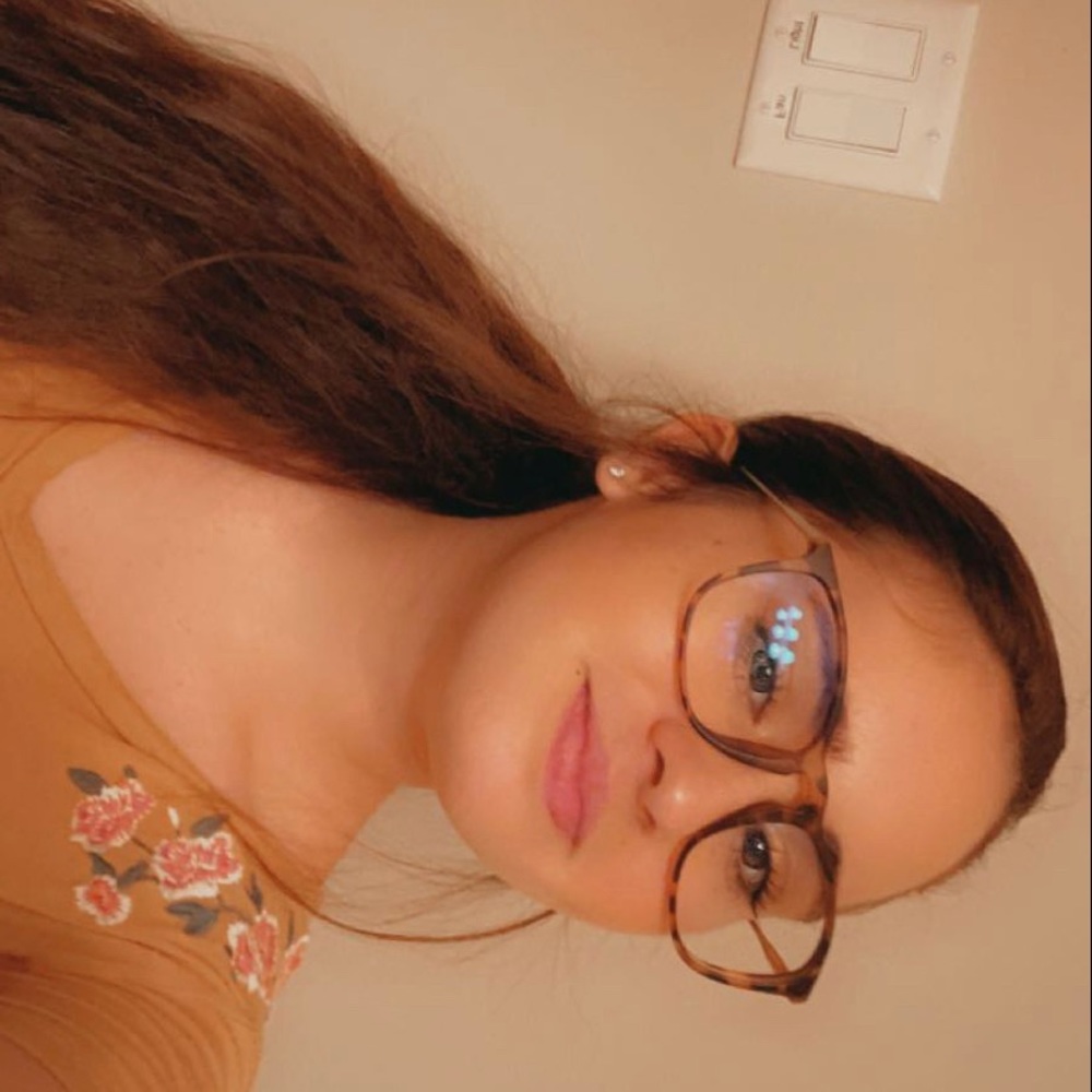Meet your Posher, Katelynn